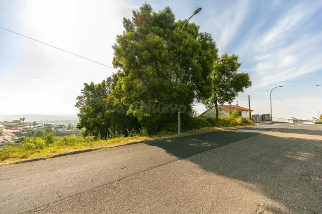 Parcela urbana con impresionantes vistas a la Ría de Pontevedra en A Caeira (Poio) — 8