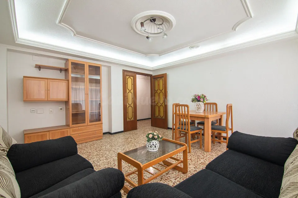 ¿Buscas una gran vivienda a escasos metros del centro?