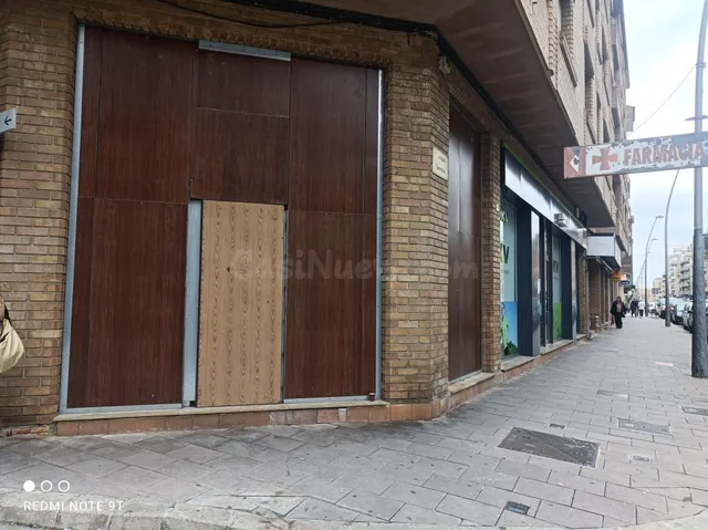 Local comercial 203m² en alquiler - Temple - foto 2
