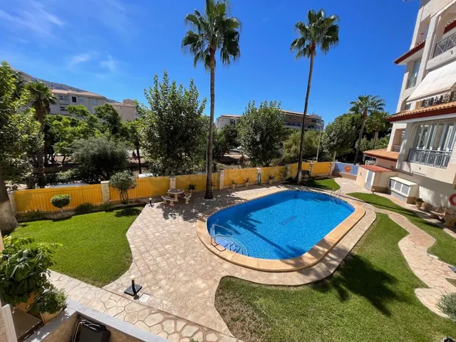 Apartamento en Albir centro — 2