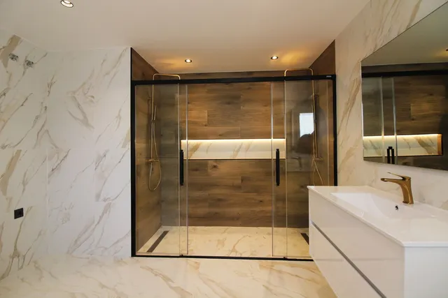 Chalet 3 habitaciones 375m² en venta - Centro — 28
