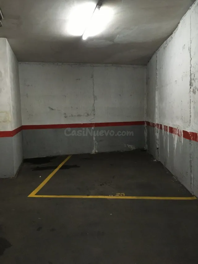 PLAZA DE APARCAMIENTO EN VENTA EN PLENO CENTRO DE MANRESA - foto 4