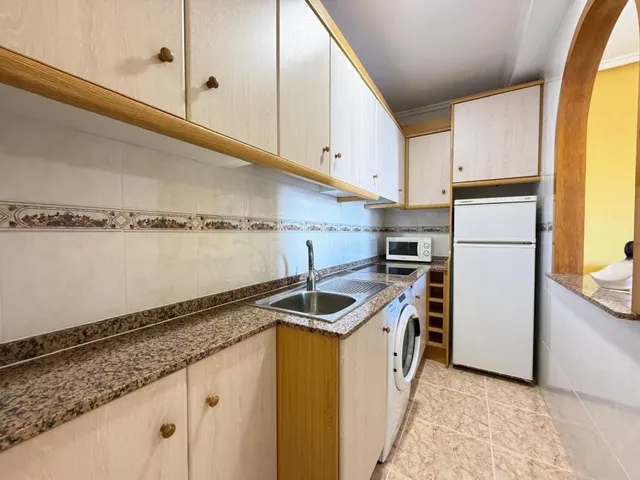Apartamento 2 habitaciones 72m² en venta - Estacion de autobuses — 24