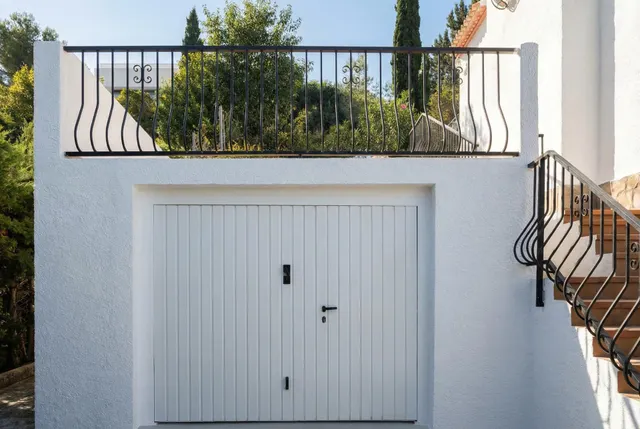 GRAN CHALET CON VISTAS AL MAR, PARCELA DE 1.218 m2 Y ENTORNO PRIVILEGIADO !! — 7