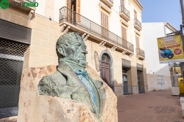 Solar en venta en el centro de Motril - foto 2