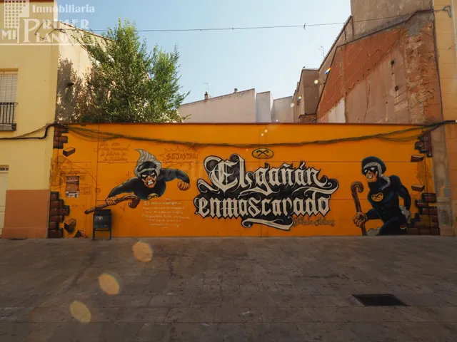 Oportunidad de Inversión en Tomelloso: Solar Ideal para Cons - foto 3
