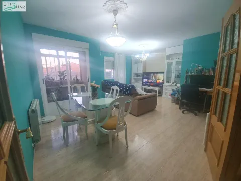 PISO EXCLUSIVO EN VENTA EN NUMANCIA DE LA SAGRA – 3 DORMITORIOS, 2 BAÑOS Y BUHARDILLA ACONDICIONADA