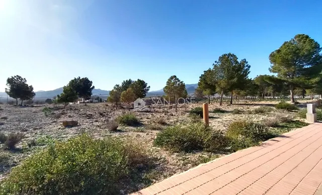 VENTA DE SUELO URBANIZABLE EN SALINAS — 5