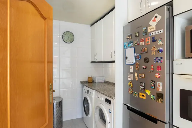 Atico / duplex en escuelas, junto zona universitaria. 4 habitaciones + estudio. terraza. orientado a sur. — 11