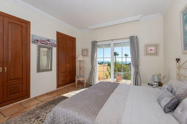 Villa 5 habitaciones 298m² en venta - Elviria — 17