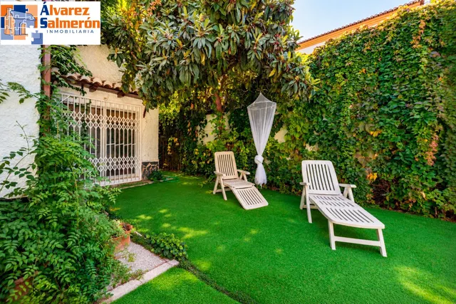 Preciosa casa en Ogíjares con piscina y jardín — 16
