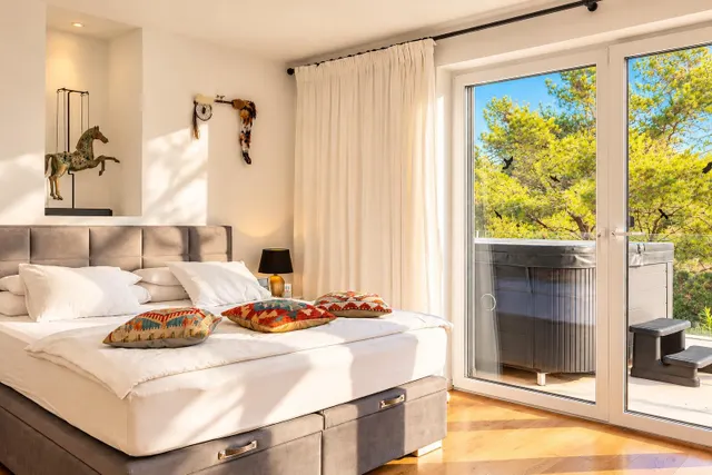 Villa ecológica de lujo en Santa Ponsa — tecnología, elegancia y naturaleza en perfecta armonía — 13