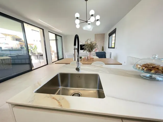 Chalet en Urbanización Los Olivos — 24