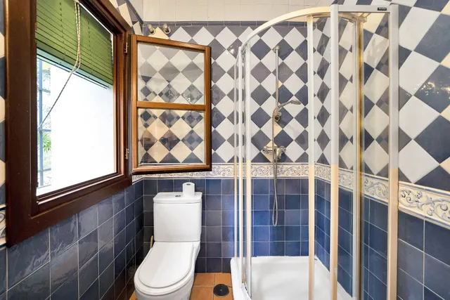 EXCEPCIONAL VILLA EN VENTA EN UN ENTORNO TROPICAL — 25
