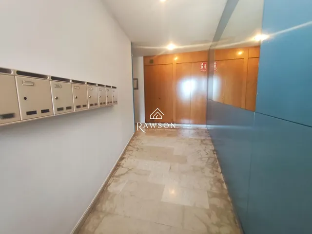 Piso luminoso y céntrico con gran terraza en Sitges — 25
