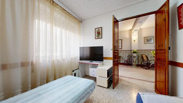 PRECIOSA Y ESPECTACULAR  CASA EN CHIVA  . OJO INVERSORES!!! — 39