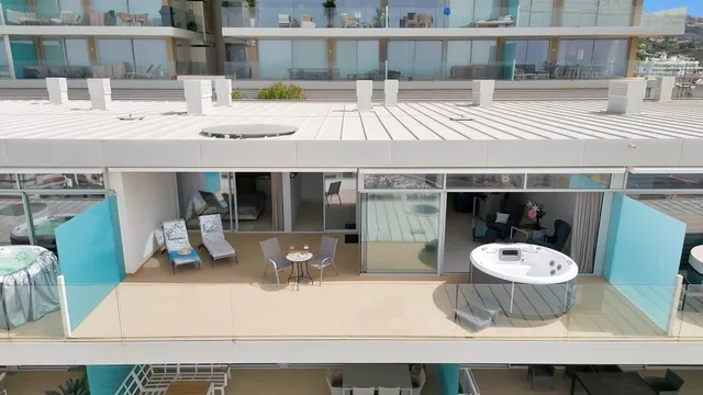 Fuengirola, Zona Higuerón -  Ático 3 Dormitorios, 2 plazas Garaje, Trastero, Piscina Comunitaria — 33