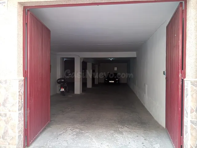 GARAJE PARA 9 COCHES EN ZONA DEL CAMPET, BUEN ACCESO Y FACIL - foto 4