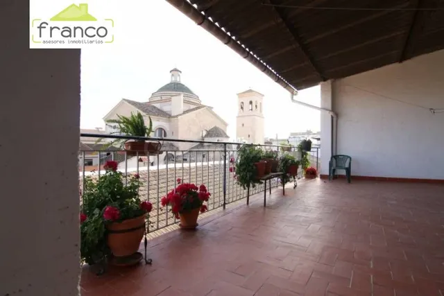 CASA EN VENTA EN EL CENTRO DE ALGUAZAS JUNTO A IGLESIA DE SA - foto 2
