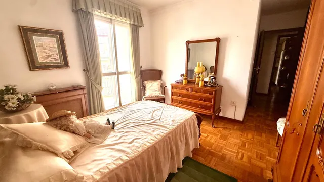 Piso Amplio y Luminoso en el Corazón de la Ciudad 3 habitaciones grandes balcones y garaje para coche pequeño — 48