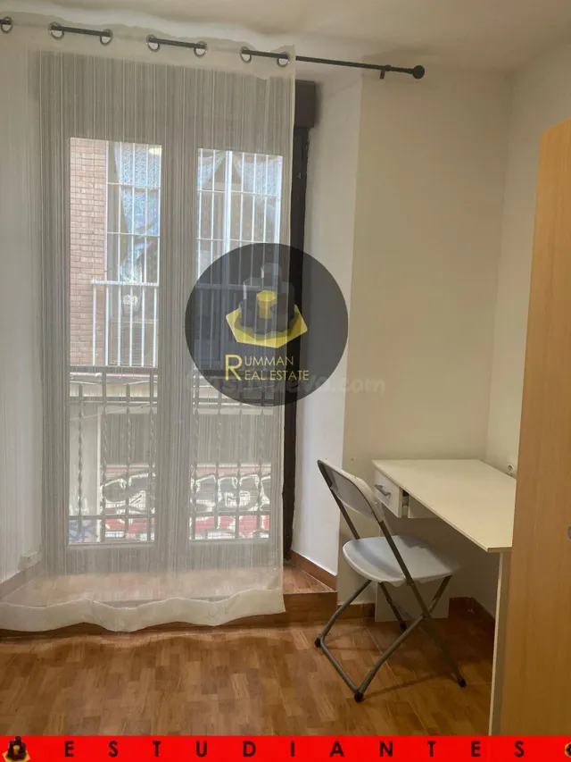 EST / Piso de TRES Dormitorios en Gran Capitán - foto 5
