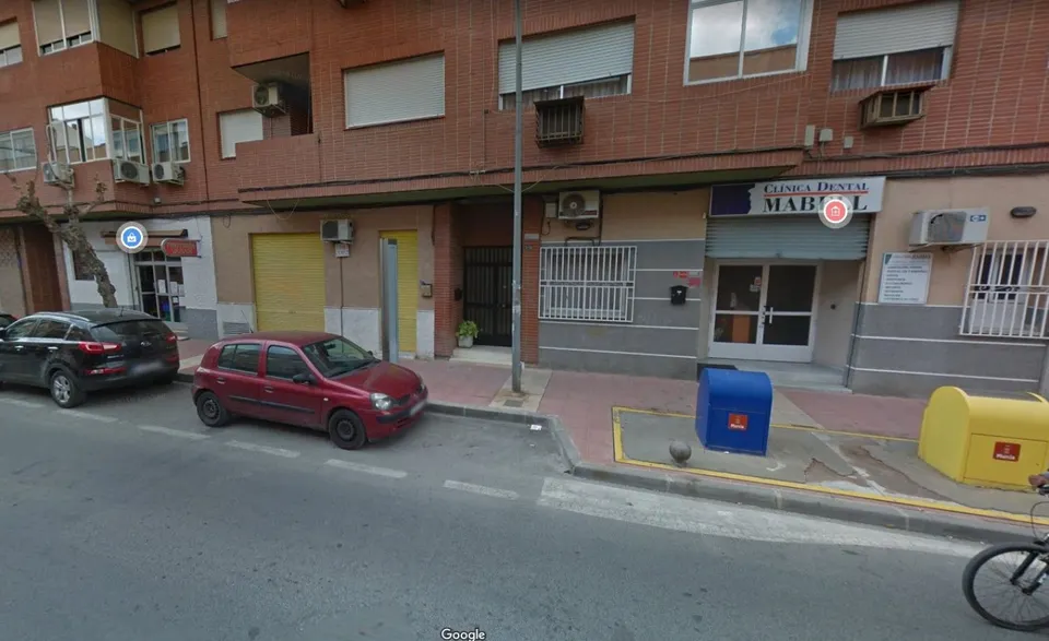 SE ALQUILA LOCAL EN ZARANDONA - ZONA BOQUERAS
