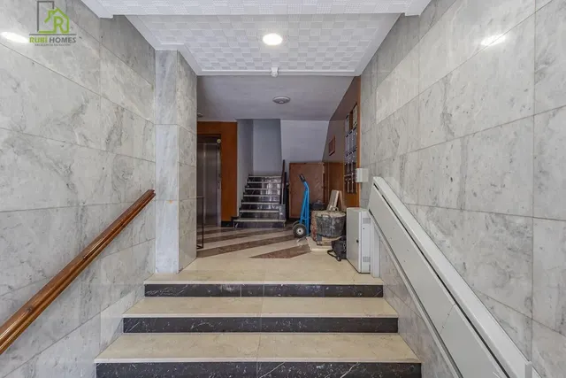 PISO EN PLAZA DE LAS DESCALZAS — 35