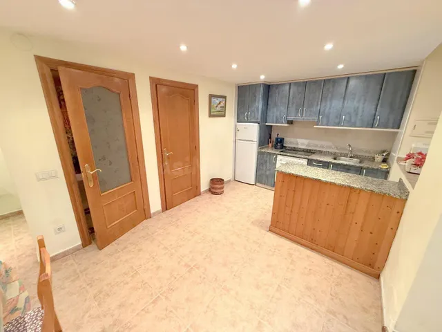 Casa con terraza en Arróniz – lista para entrar a vivir - foto 2