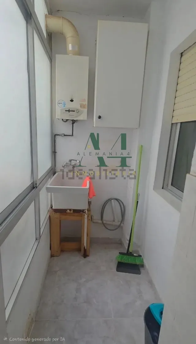 Amplio Piso en el Corazón de Cáceres por €185,900 — 6