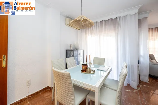 Piso y cochera en venta junto Acera de Darro. — 13