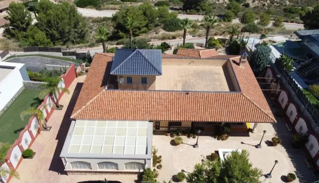 CHALET INDEPENDIENTE EN VENTA EN URB. LA ALCAYNA, AMPLIO, LU - foto 3