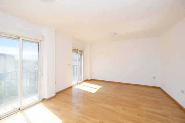 MAGNIFICO PISO EN ALQUILER CON OPCION A COMPRA — 9
