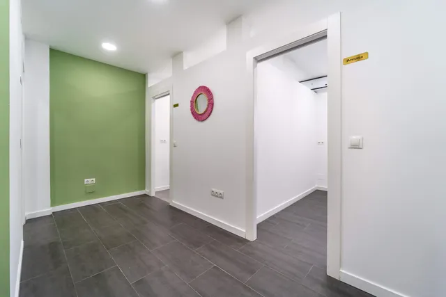 Local comercial 47m² en venta - La Aurora - Avda Andalucia — 14