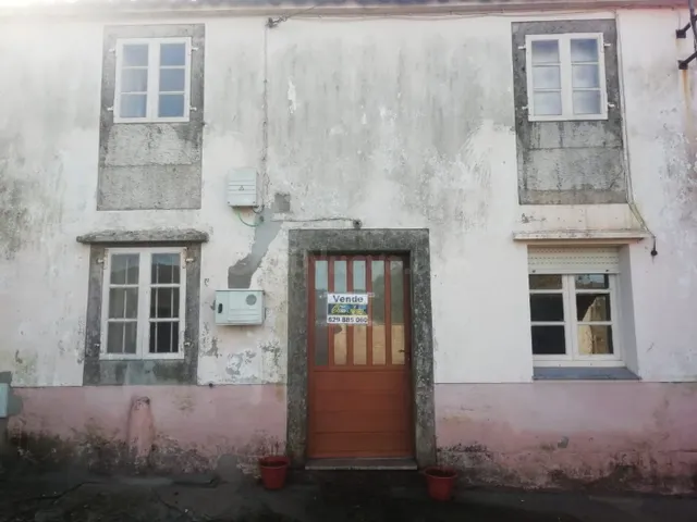 Casa para restaurar en Tella