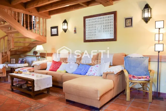 FABULOSA CASA DE PIEDRA TOTALMENTE REFORMADA — 11