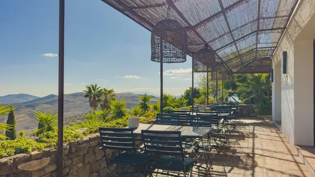 Hotel 13 habitaciones 999m² en venta - South of spain — 32
