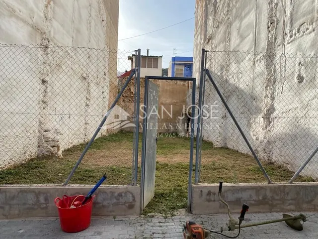 VENTA DE TERRENO URBANO EN ALICANTE, ZONA CAROLINAS BAJAS — 3