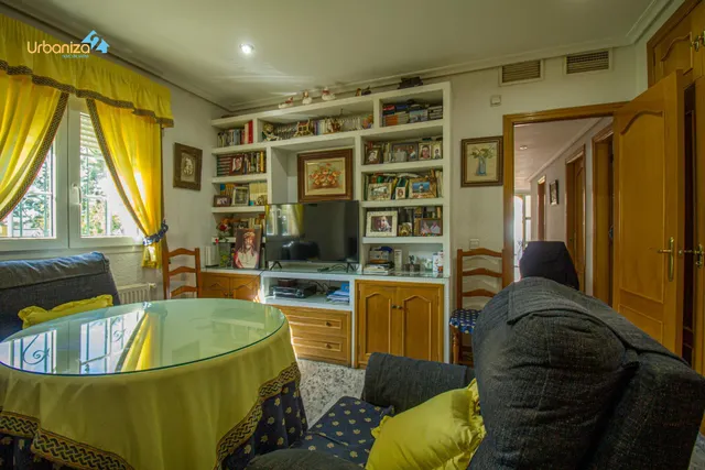 CHALET INDEPENDIENTE JUNTO AL VIEJO VIVERO EN BADAJOZ — 14