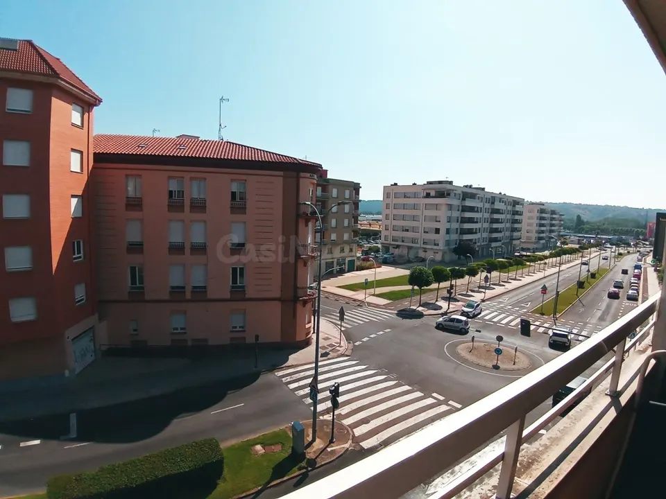 Apartamento en Alquiler en Leon León LA PALOMERA