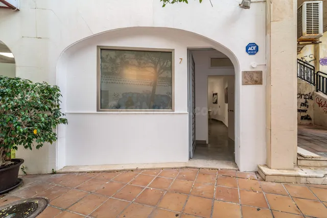 Local comercial 64m² en venta - Marbella — 2