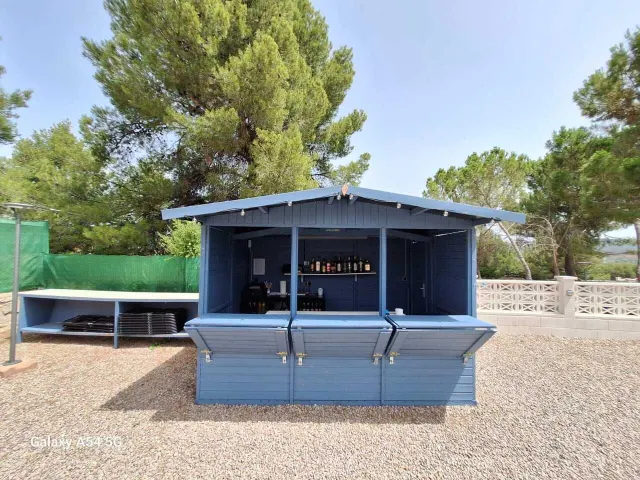 Local comercial 9 habitaciones 694m² en venta - Comunidad valenciana — 37