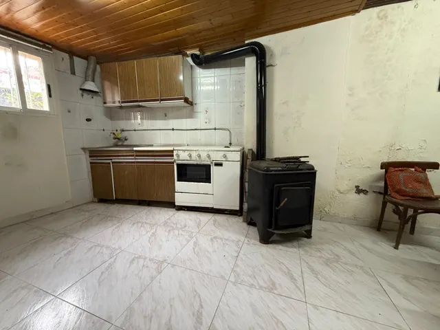 SE VENDE CASA CON PARCELA EN SANDIAS. — 8