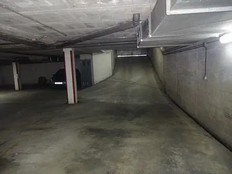 PLAZA DE GARAJE EN BERTAMIRÁNS — 4