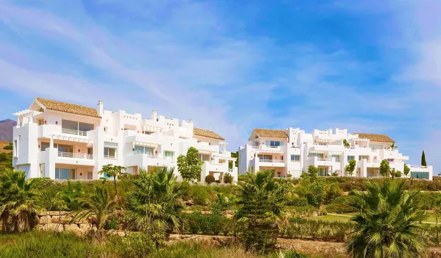EXCLUSIVO APARTAMENTO EN PLANTA BAJA EN ALCÁZABA LAGOON – CA - foto 4