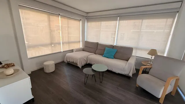 Apartamento con gran terraza y vistas al mar — 11