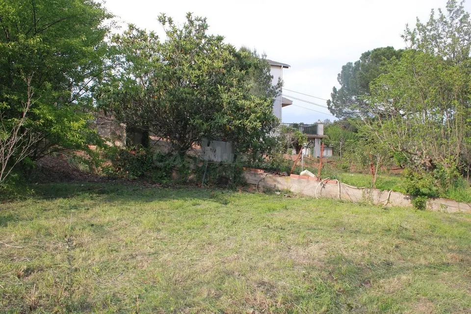 Terreno edificable en venta en Piera – 616 m2