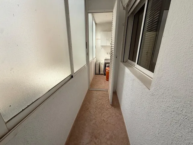 Amplio y Luminoso Piso en Carolinas Bajas, Alicante — 6