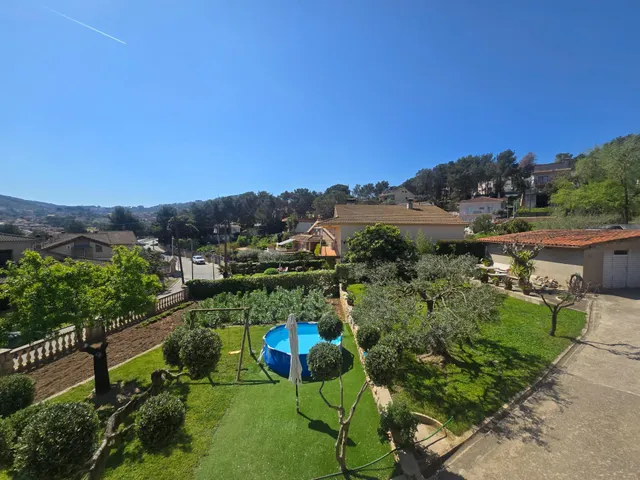 Distinción, privacidad y estilo en el corazón de Canyelles – Una finca excepcional — 12
