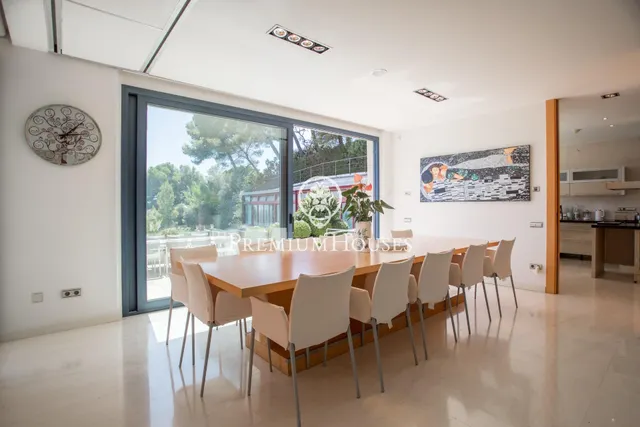 Exclusiva casa en venta con espectaculares vistas al mar y gran privacidad — 13