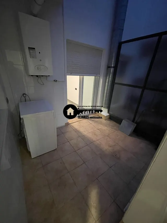 INMOBILIARIA TEJARES ALQUILA PISO ZONA CENTRO-TEJARES — 13